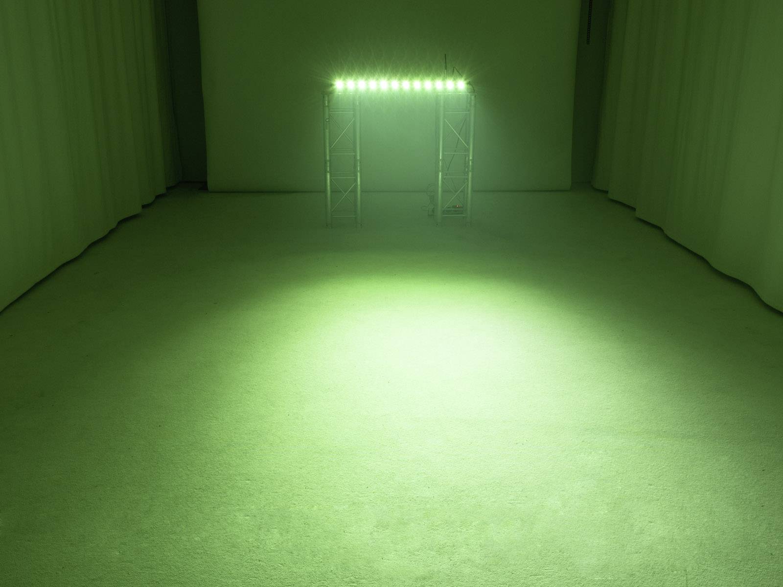 Eurolite BAR-12 DMX LED-Effektstrahler Anzahl LEDs (Details): 12