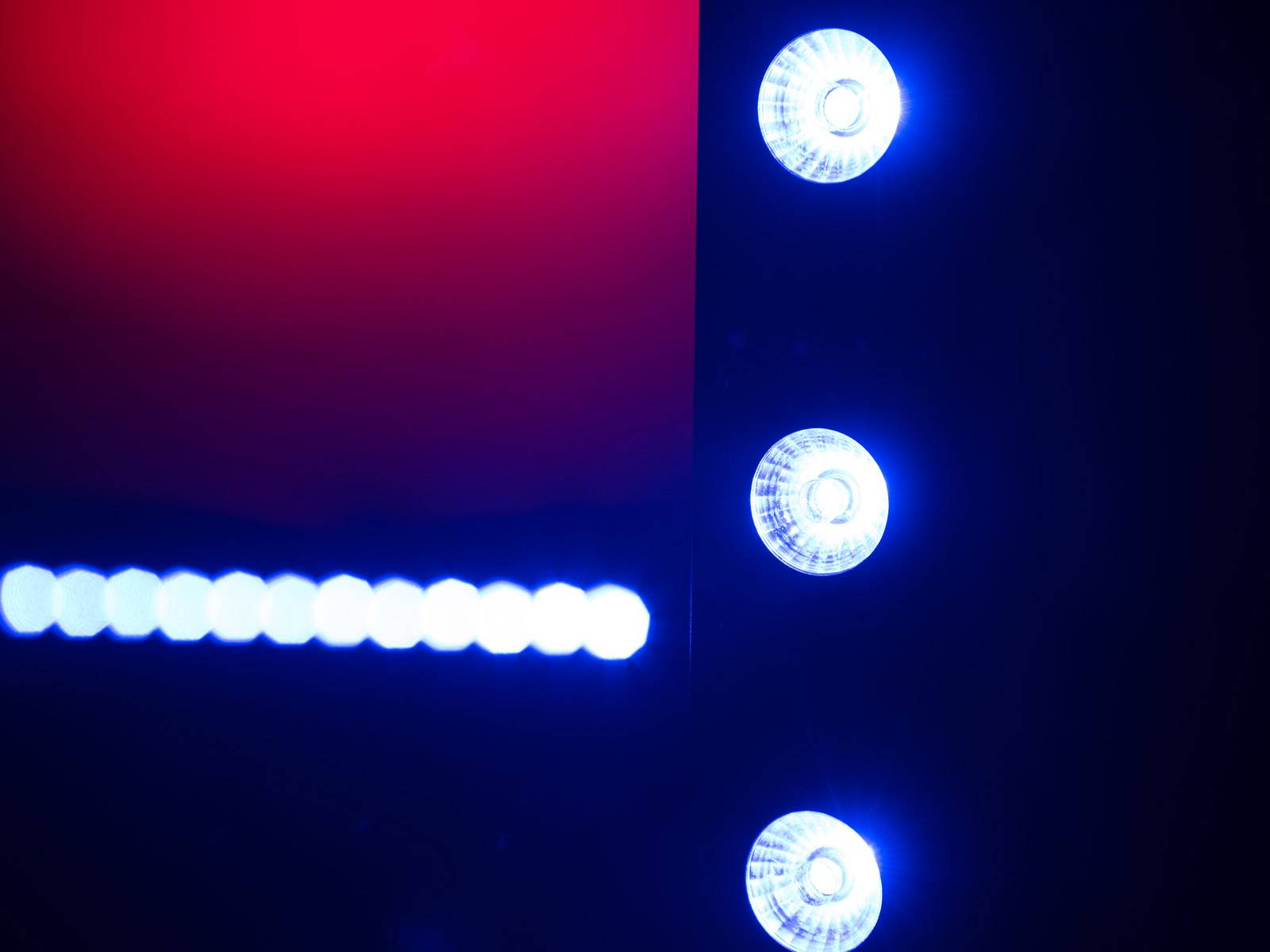 Eurolite BAR-12 DMX LED-Effektstrahler Anzahl LEDs (Details): 12