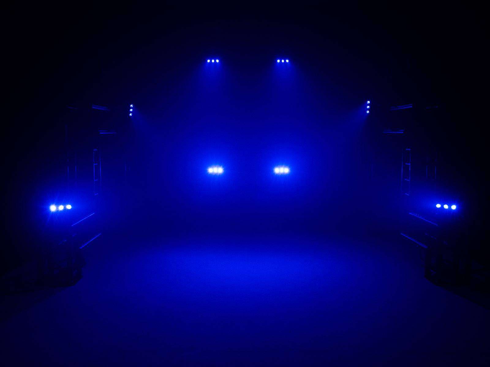 Eurolite BAR-3 DMX LED-Effektstrahler Anzahl LEDs (Details): 3