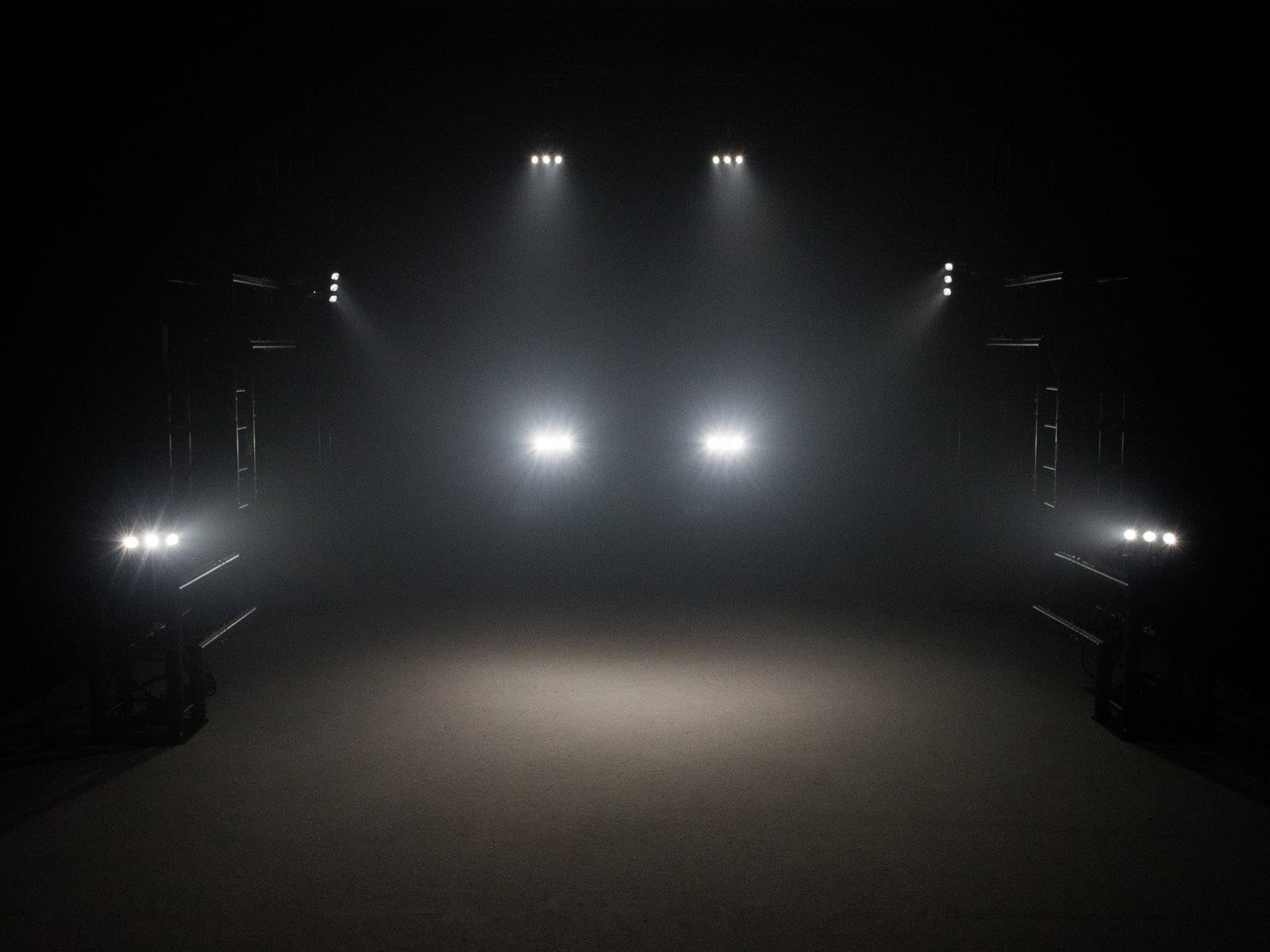 Eurolite BAR-3 DMX LED-Effektstrahler Anzahl LEDs (Details): 3