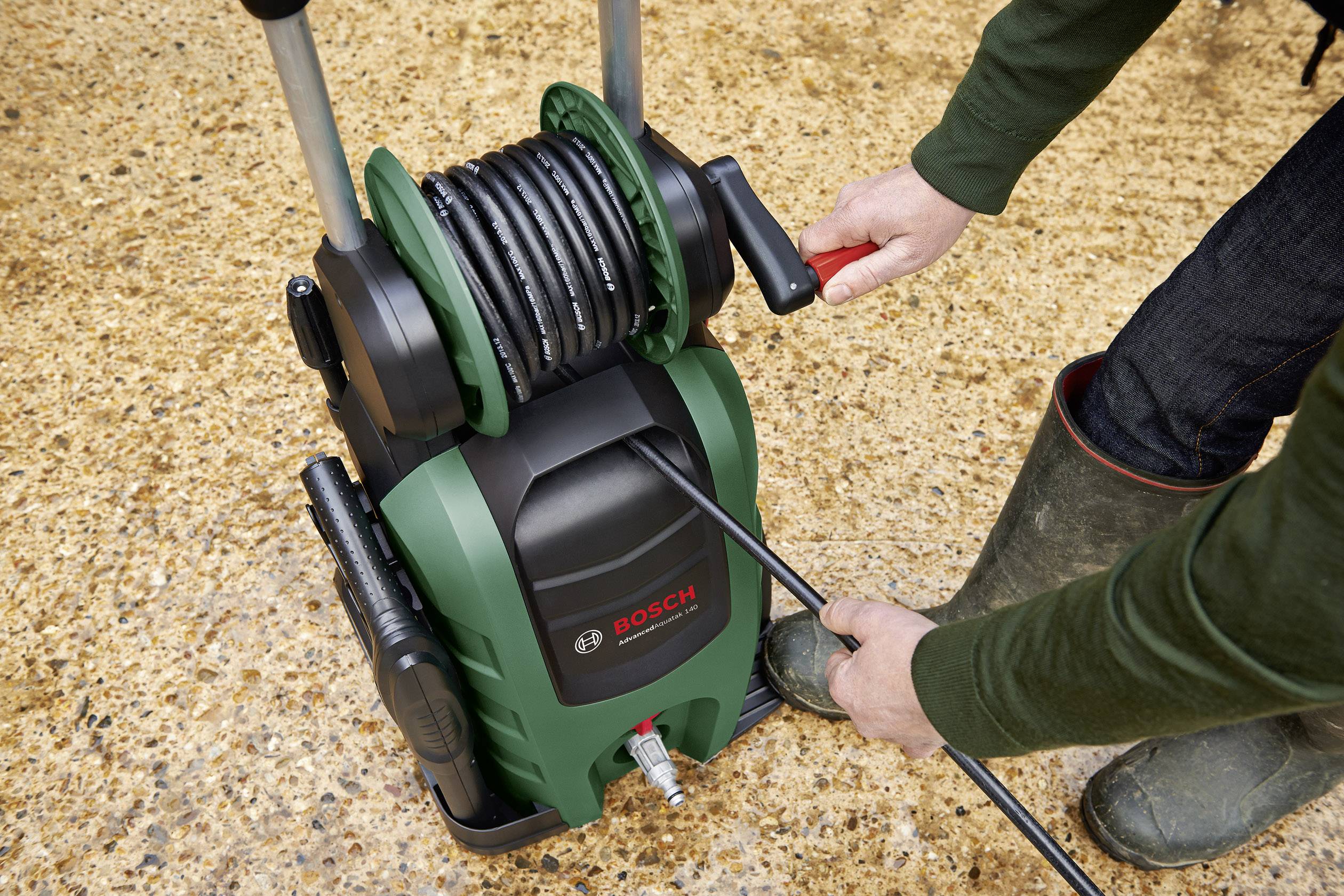 Bosch Home and Garden AdvancedAquatak 140 Hochdruckreiniger 140 bar Kaltwasser