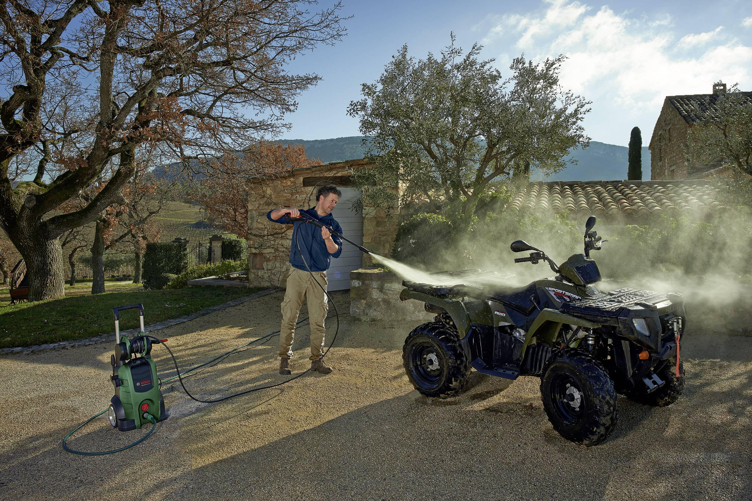 Bosch Home and Garden AdvancedAquatak 140 Hochdruckreiniger 140 bar Kaltwasser