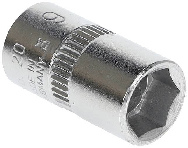 Sechskant-Steckschlüssel, metallisch glänzend, mit geriffeltem Griff für besseren Halt. Verwendet zum Festziehen von Schrauben.