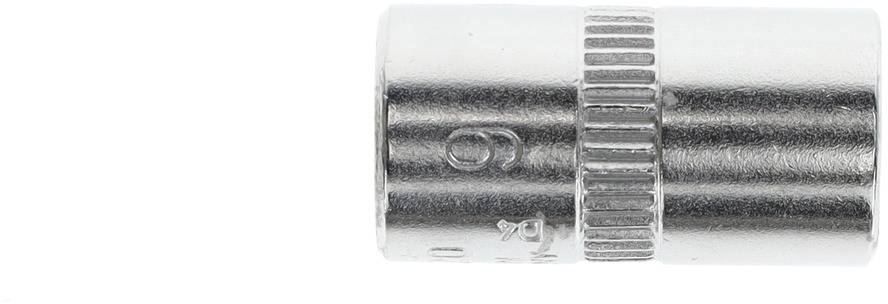 Metallischer Steckschlüssel in zylindrischer Form mit geriffelten Griffbereichen und eingeprägten Markierungen.