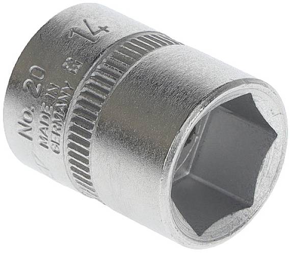 Eine silberne Sechskant-Stecknuss mit der Aufschrift 'No. 20 MADE IN GERMANY 14'. Verwendet für Schraubarbeiten.