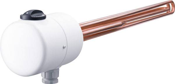 Elektrischer Heizstab mit weißem Gehäuse und kupferfarbenen Heizspiralen, verwendet zur Erhitzung von Wasser in Warmwasserspeichern.