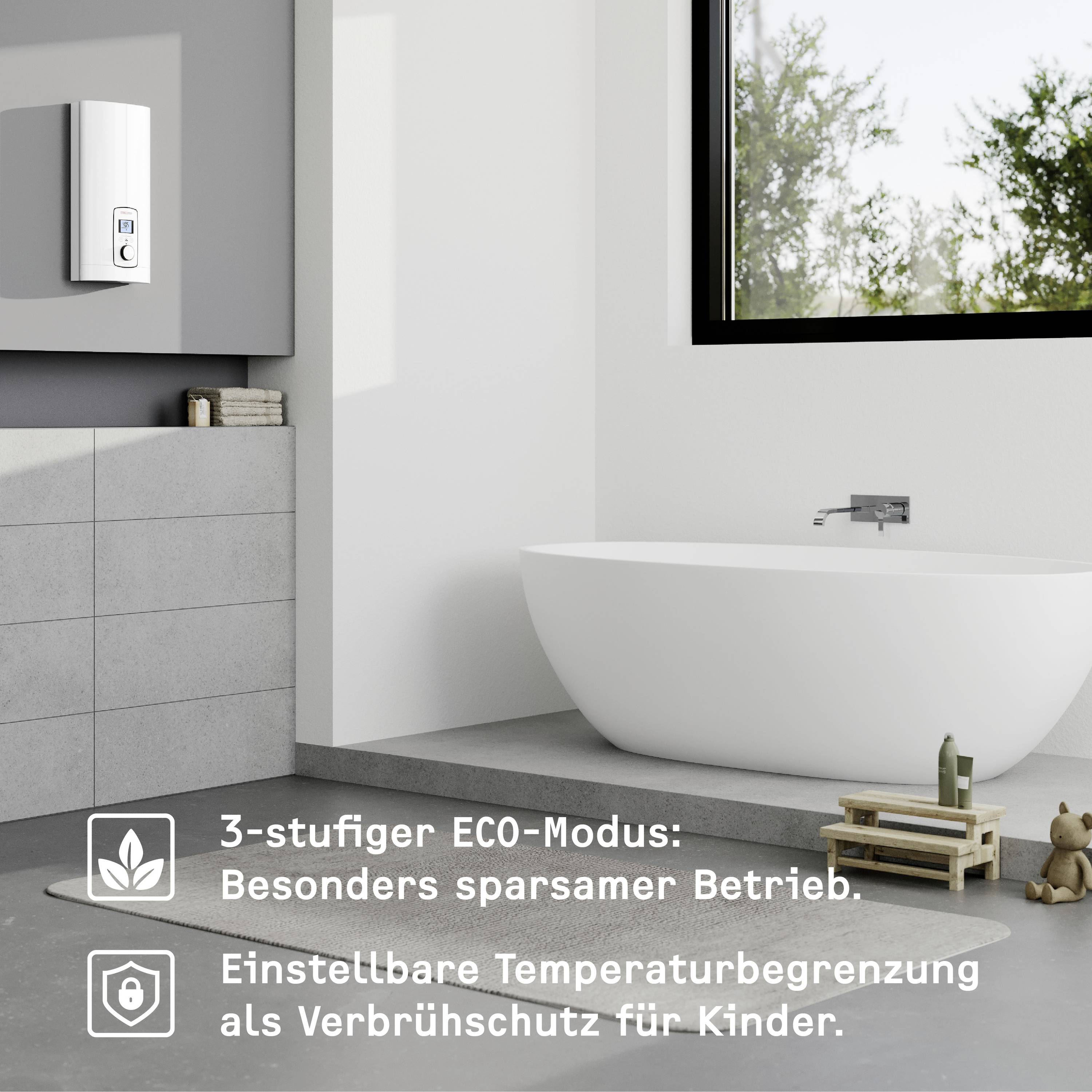Ein modernes Badezimmer mit freistehender Badewanne, großem Fenster und Heizgerät. Der Text beschreibt Energiesparfunktionen.