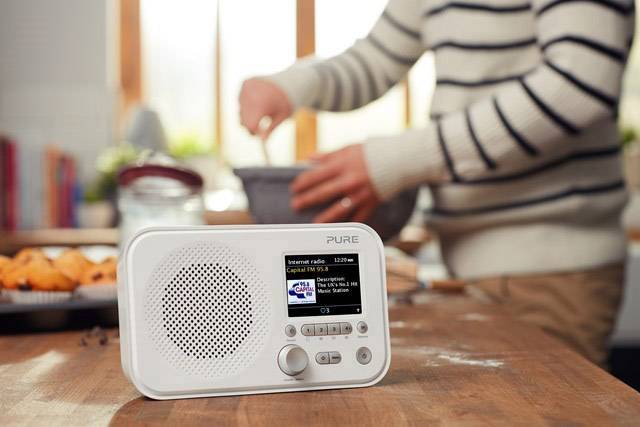 Pure Elan IR3 Internet Kofferradio AUX, WLAN, Internetradio Spotify Weiß