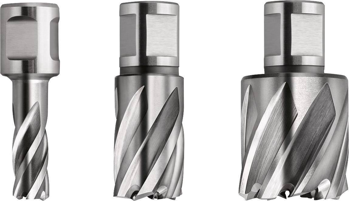 Drei Bohrer mit unterschiedlichen Größen und Schneidkopfformen, aus glänzendem Metall, vor weißem Hintergrund.