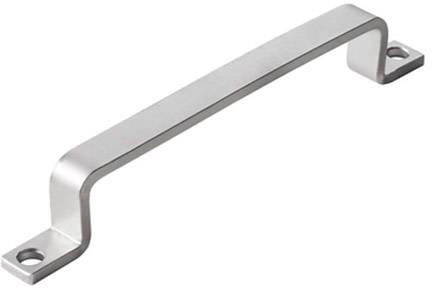 Ein gebogener Metallgriff mit rechteckigem Querschnitt und zwei Befestigungslöchern an den Enden für die Montage.