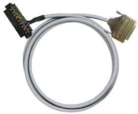 Graues Kabel mit einer 25-poligen D-Sub-Stecker auf der einen und einer Platine mit mehreren farbigen Drähten auf der anderen Seite.