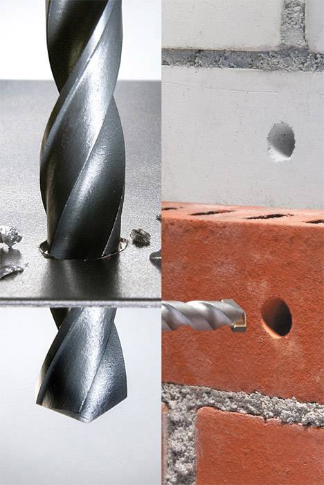 Bild zeigt einen Bohrer beim Bohren in Metall und Ziegelstein. Links: Metall mit Späne. Rechts: Bohrer durchbohrt Ziegelstein.