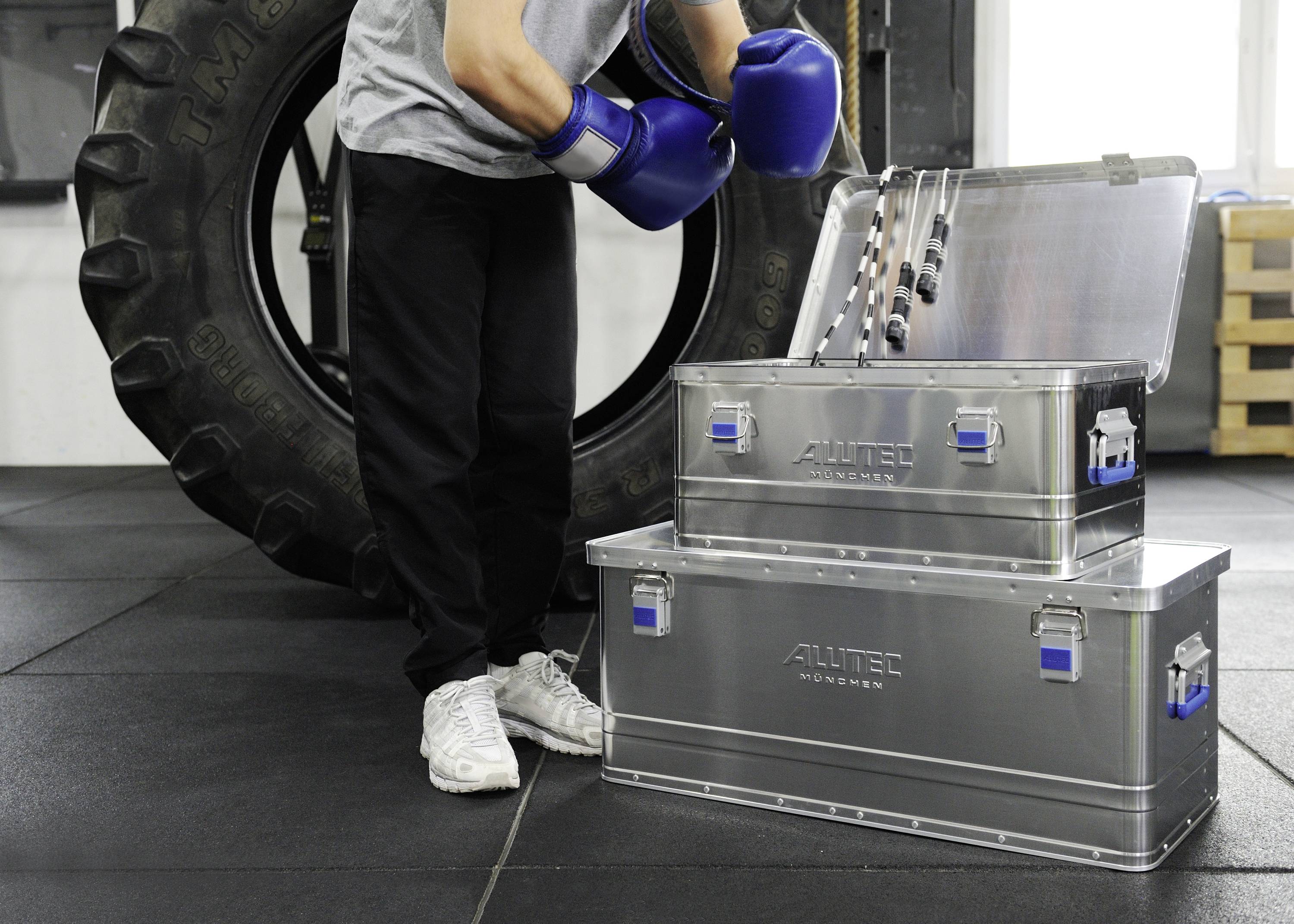 Alutec BASIC 40 10040 Transportkiste Aluminium (L x B x H) 560 x 370 x 245mm