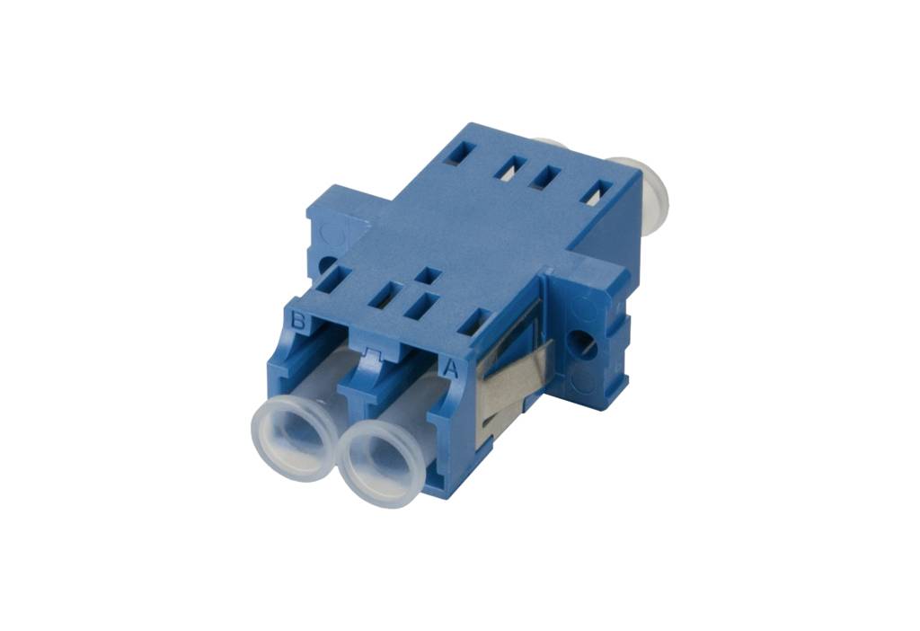 Ein blauer Glasfaser-Steckverbinder mit zwei Anschlüssen, geeignet für optische Netzwerkverbindungen, auf weißem Hintergrund.