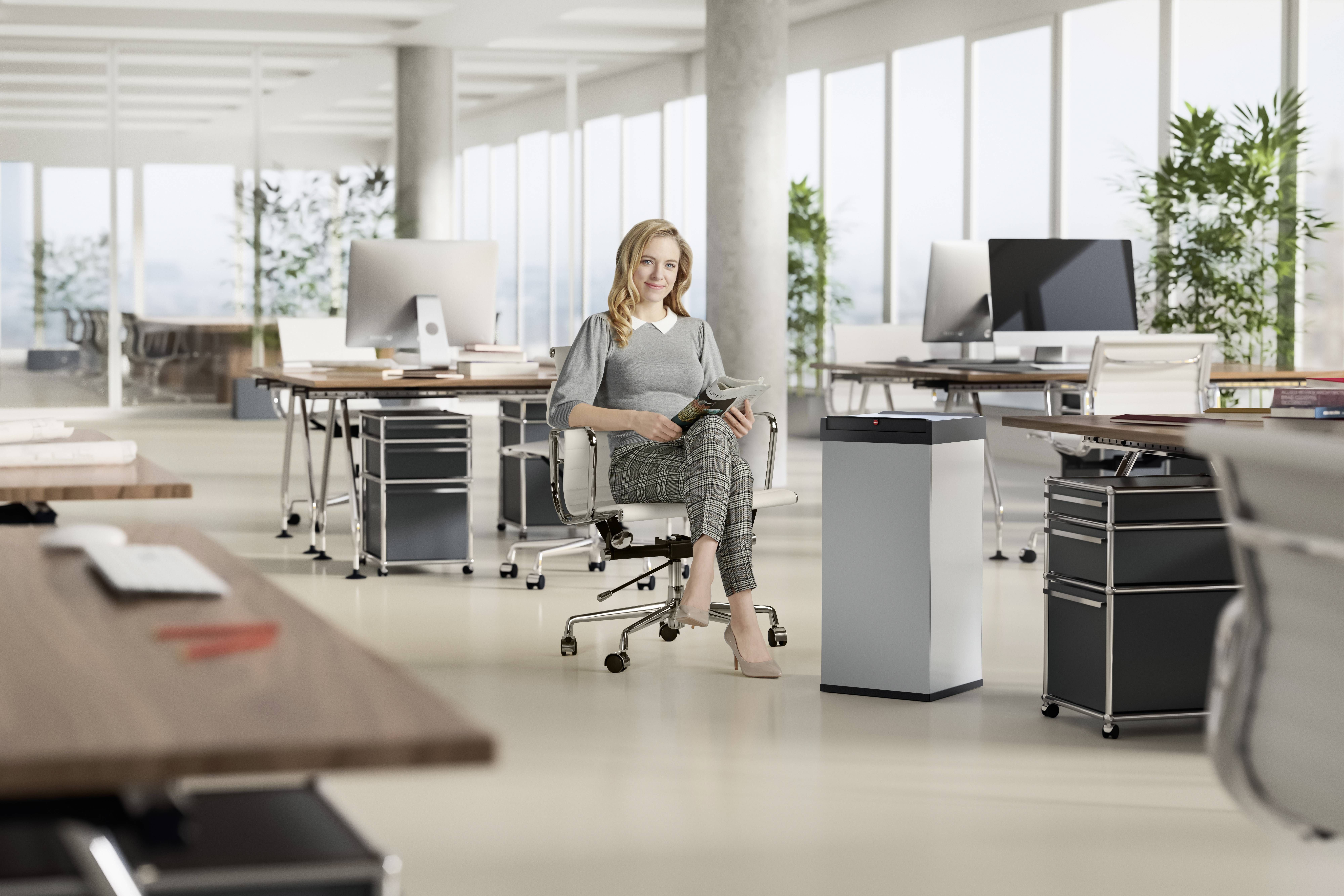 Hailo Bix-Box Swing XL 8602410 Mülleimer 52 l Stahlblech (B x H x T) 339 x 763 x 260 mm Schwarz Selbstschließender Schwingdeckel 1 St.