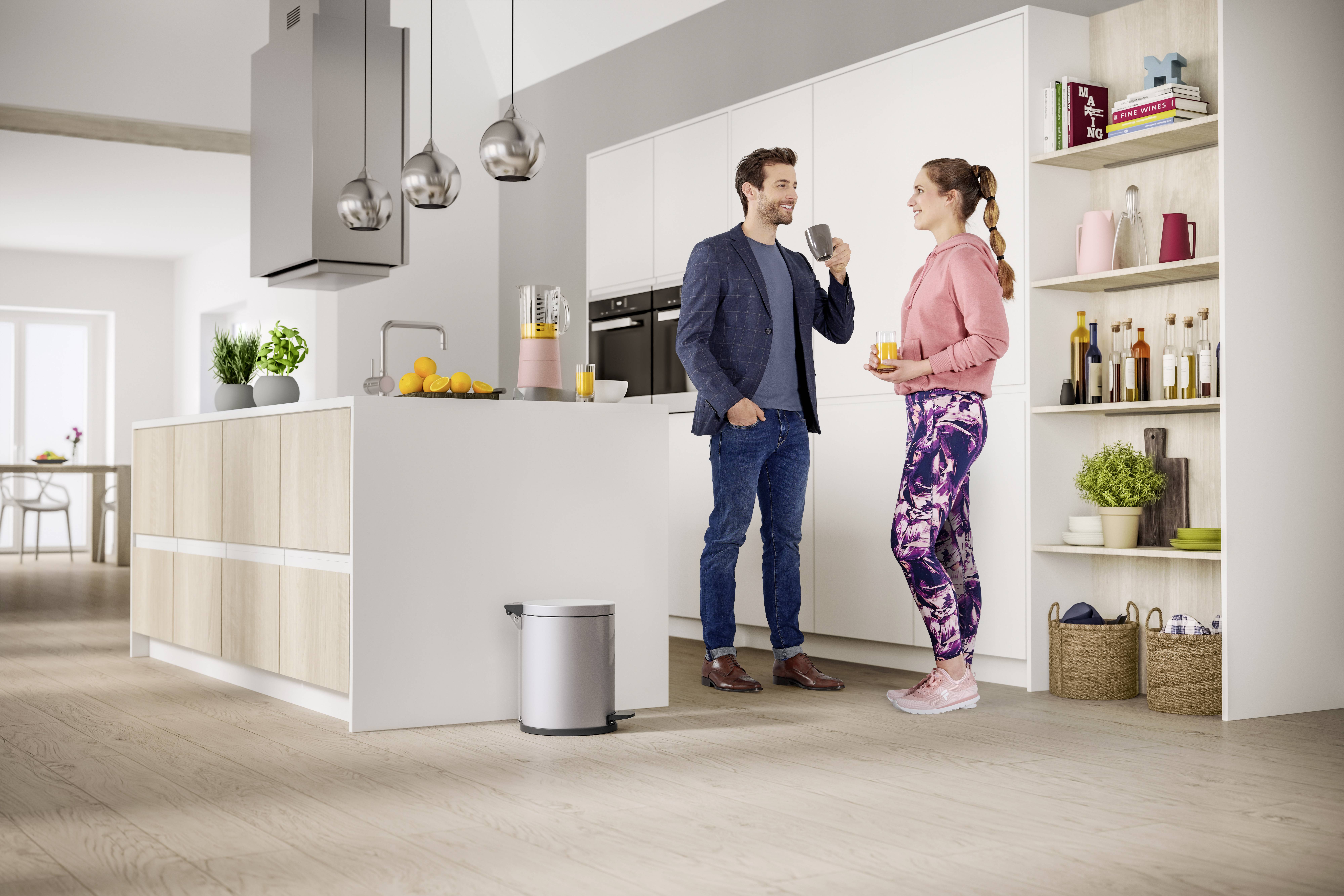 Hailo Solid M 0514-099 Mülleimer 12l Stahlblech (B x H) 280mm x 360mm Weiß Fuß-Tretmechanik 1St.