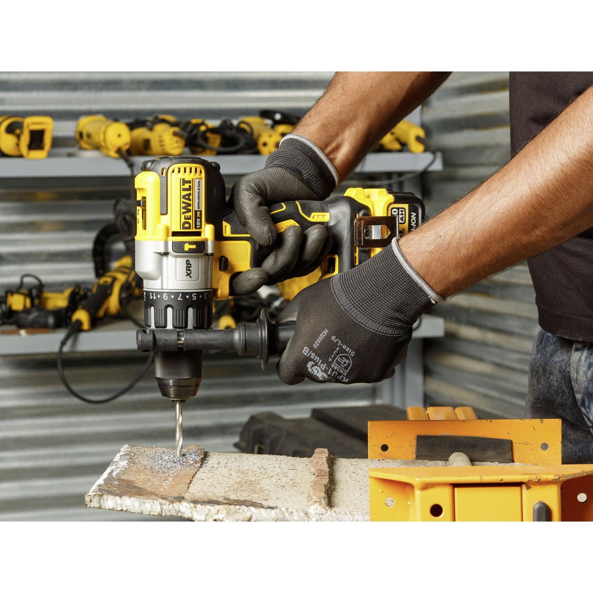 DEWALT DCD996NT 3-Gang-Akku-Schlagbohrschrauber inkl. Koffer