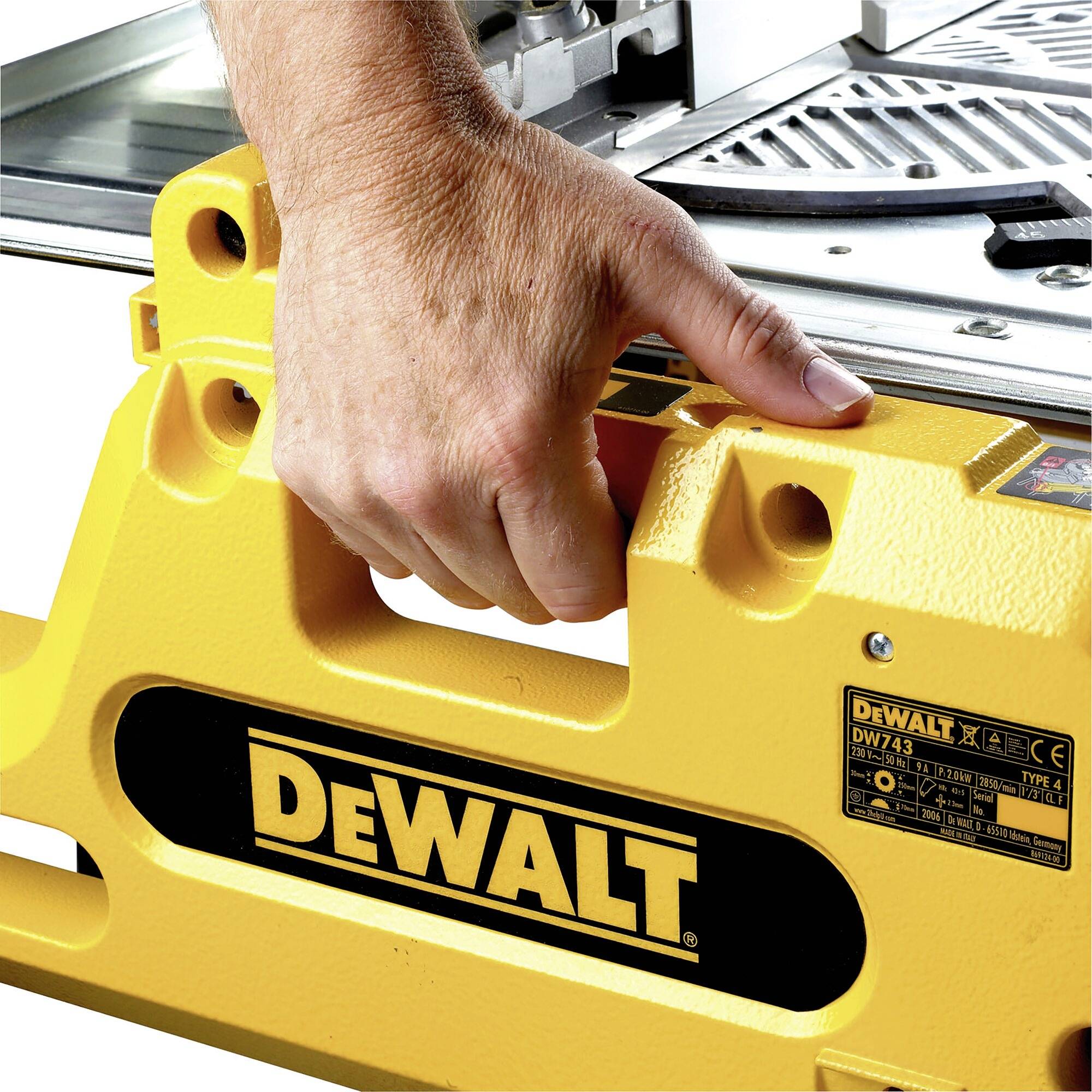 DEWALT DW743N Kapp-, Gehrungs- und Tischkreissäge mit Zubehör 2000W