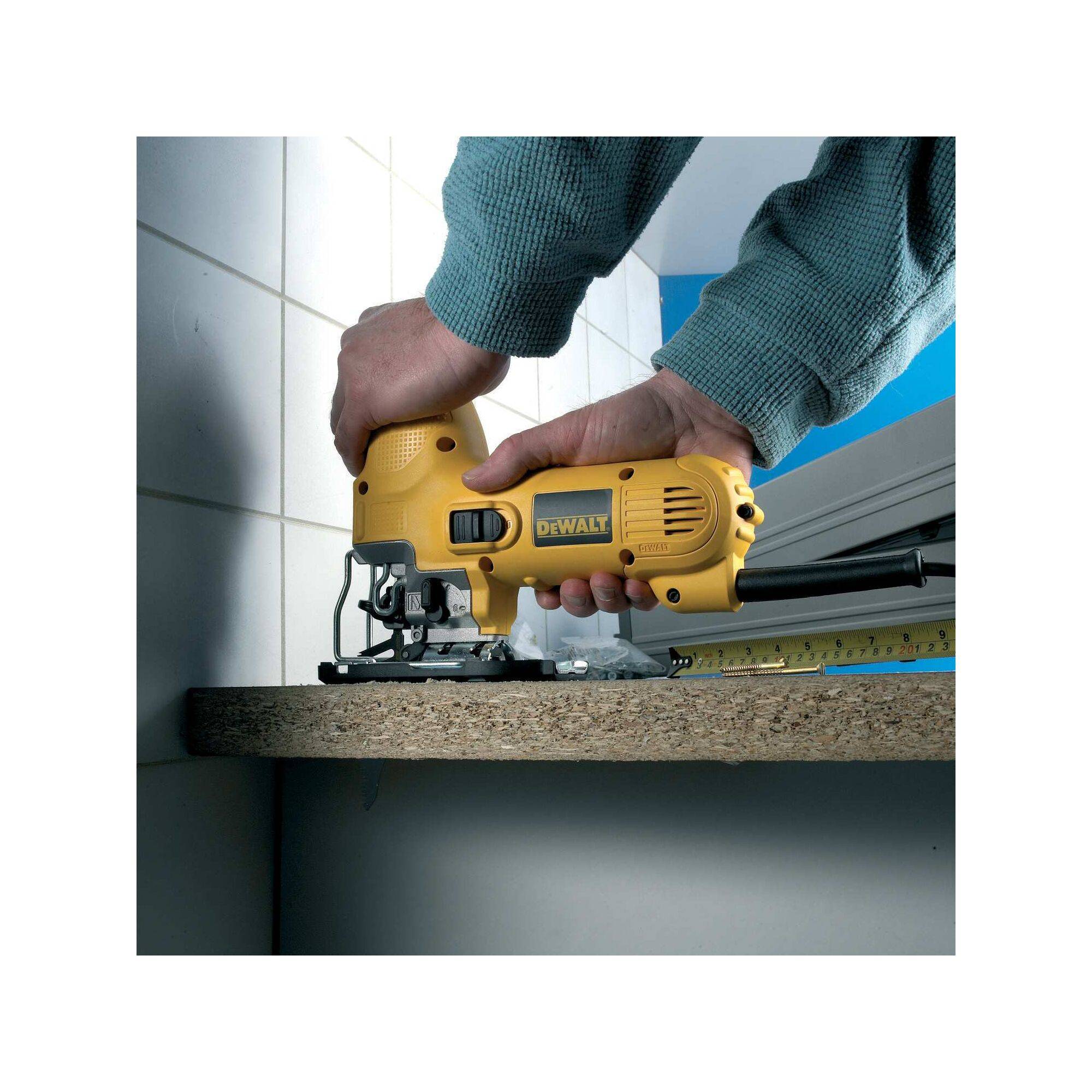 DEWALT DW343K Stichsäge DW343K-QS 550 W