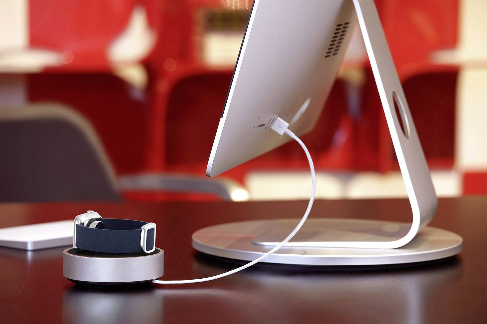 Just Mobile ST-368 Ladedock Silber