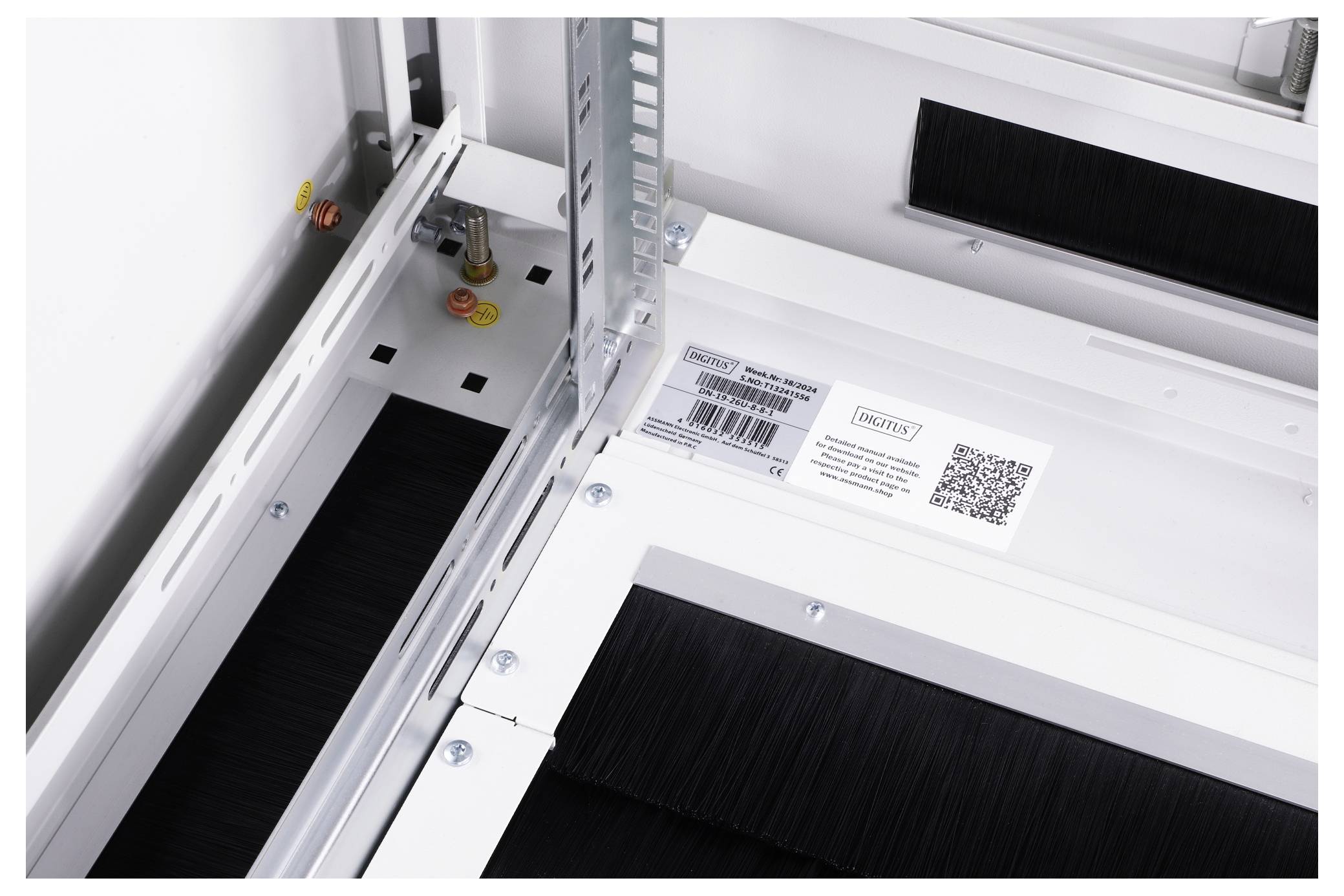Digitus DN-19 26U-8/8-1 19 Zoll Netzwerkschrank (B x H x T) 800 x 1342 x 800mm 26 HE Grau, Lichtgrau (RAL 7035)