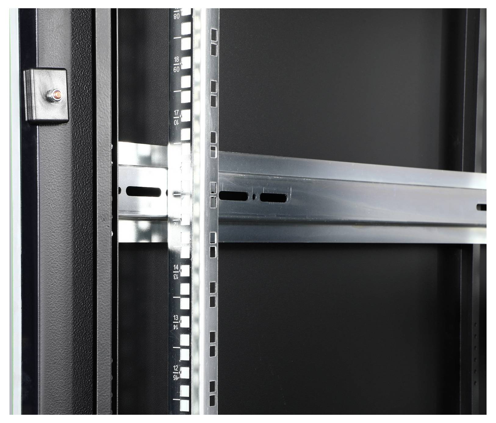 Digitus DN-19 26U-6/10-B-1 19 Zoll Netzwerkschrank (B x H x T) 600 x 1342 x 1000mm 26 HE Schwarz, Schwarz (RAL 9005)