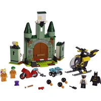 76138 LEGO® DC COMICS SUPER HEROES Joker™ auf der Flucht und Batman™ 76138 LEGO® DC COMICS SUPER HEROES Joker™ auf der Flucht und Batman™