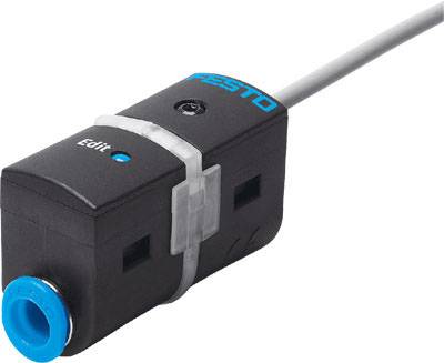 Schwarzer Sensor von Festo mit blauer Kappe und der Aufschrift 'Edit'.
