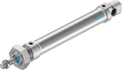 Ein silberner pneumatischer Zylinder mit Befestigungsteilen von Festo, typischerweise in automatisierten Systemen verwendet.