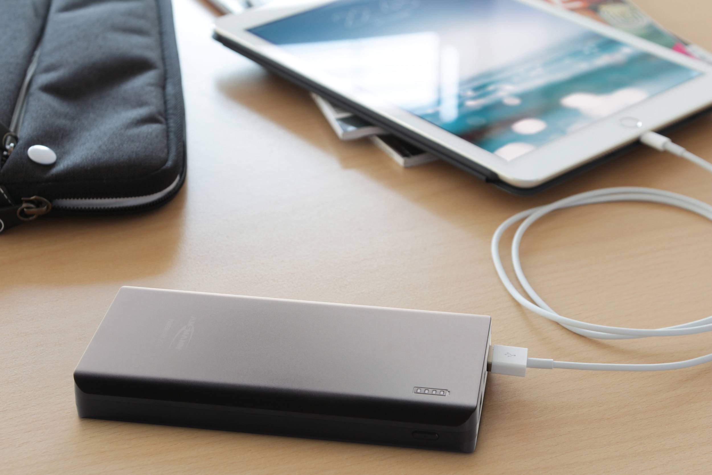 Ansmann PB20.8 Powerbank 20000 mAh Smart IC LiPo Micro USB Schwarz Statusanzeige