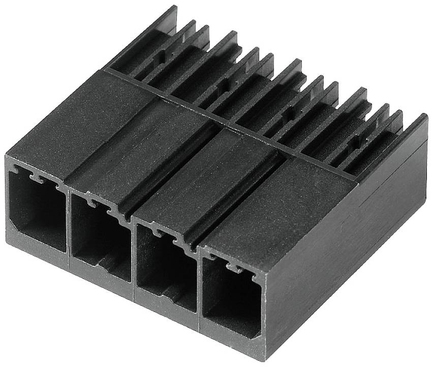 Ein schwarzer, rechteckiger Kunststoffstecker mit vier quadratischen Anschlüssen, wahrscheinlich für elektronische Verbindungen.
