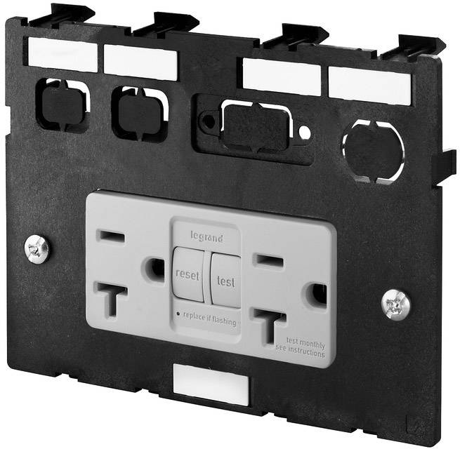 Elektrische Steckdose mit zwei Steckplätzen und Test-/Reset-Knöpfen, montiert auf einer schwarzen Halterung.