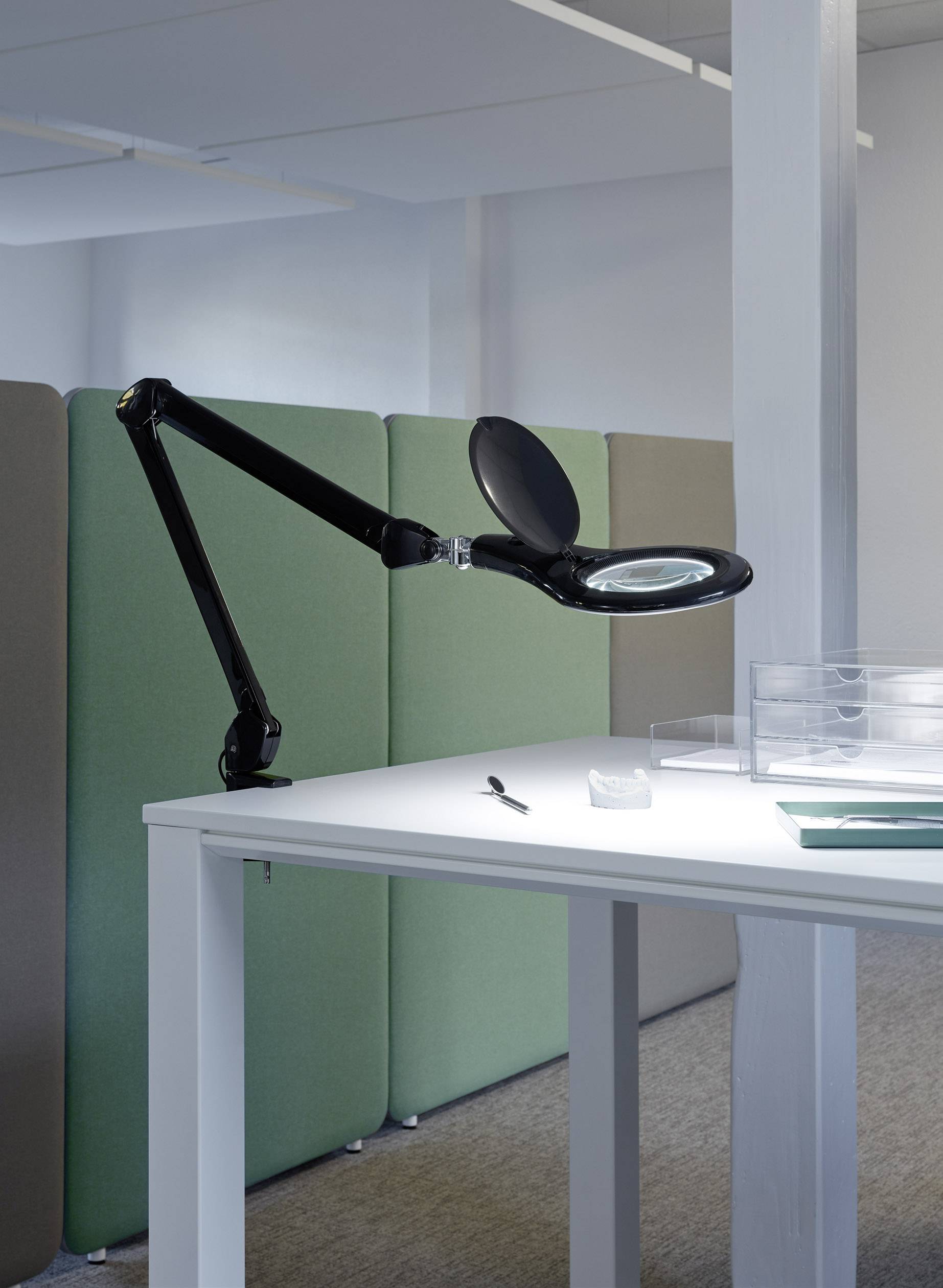 Maul 8263390 LED-Lupenleuchte MAULmakro 5mm 2021 Energieeffizienzklasse E (A - G)