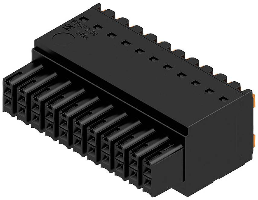 Ein schwarzer, rechteckiger Steckverbinder mit mehreren Steckplätzen. Oberseite mit technischen Angaben in Kleinbuchstaben.
