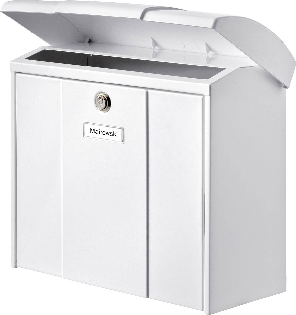 Ein weißer Briefkasten mit einem Schloss und einem Namensschild 'Mairowski'. Der Deckel ist leicht geöffnet.