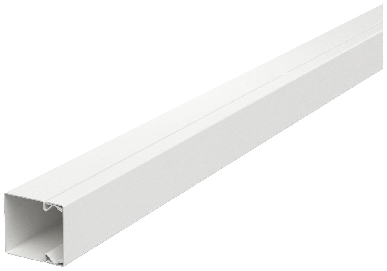Ein weißer Kabelkanal mit rechteckigem Querschnitt. Er ist geöffnet und eignet sich zur ordentlichen Führung von Kabeln.