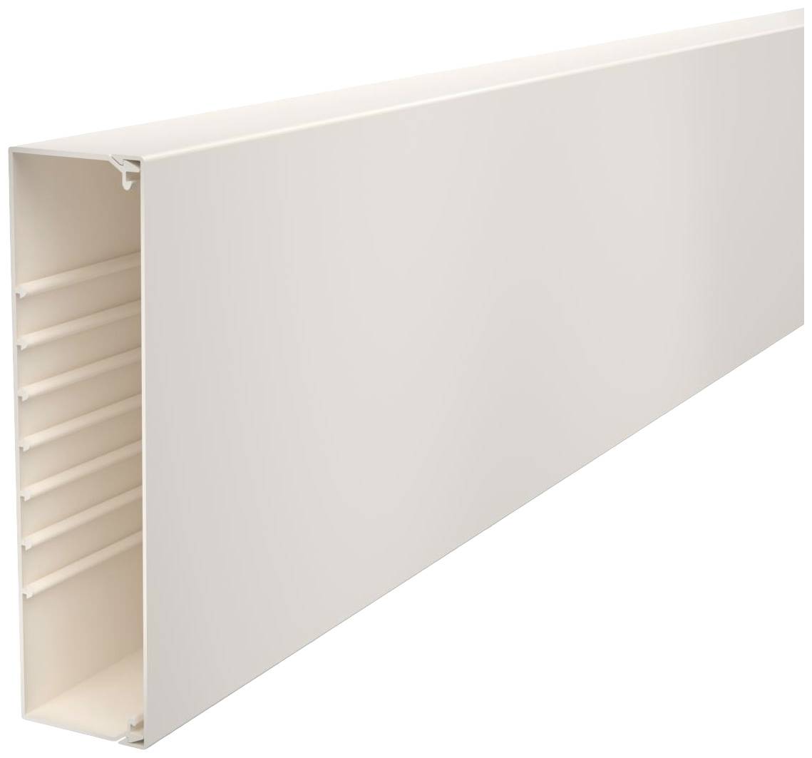 Weiße Kabelkanalabdeckung mit einem rechteckigen Profil und mehreren internen Fächern zur besseren Kabelorganisation.