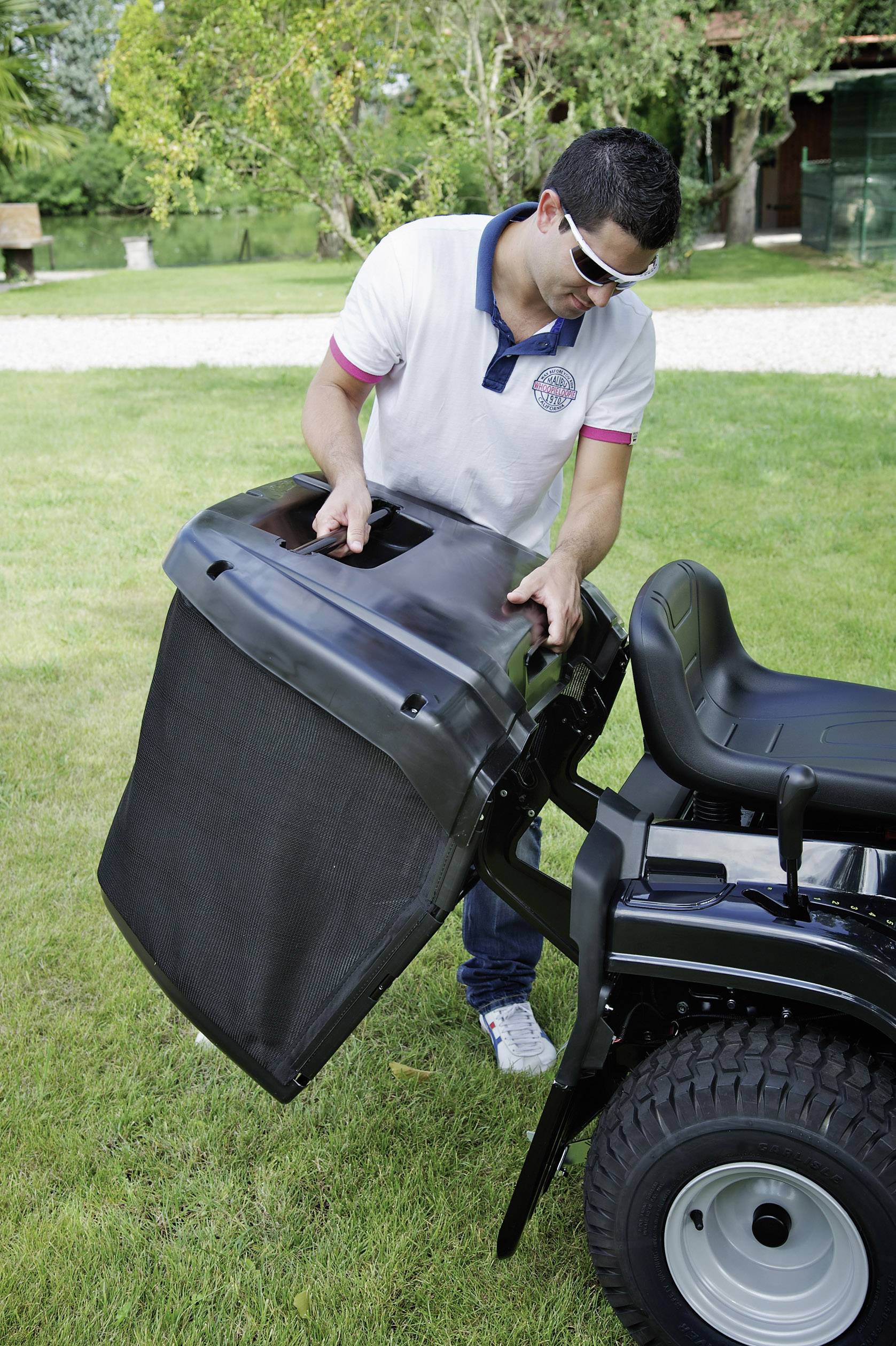 ALPINA Outdoor BT 84 Benzin Rasentraktor 5.8 kW/7.9 PS Schnittbreite (max.) 84cm Geeignet für 2800m²