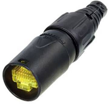 Ein schwarzer Netzwerkstecker mit gelbem RJ45-Einsatz für Ethernet-Verbindungen, geeignet für robuste und wetterfeste Anwendungen.