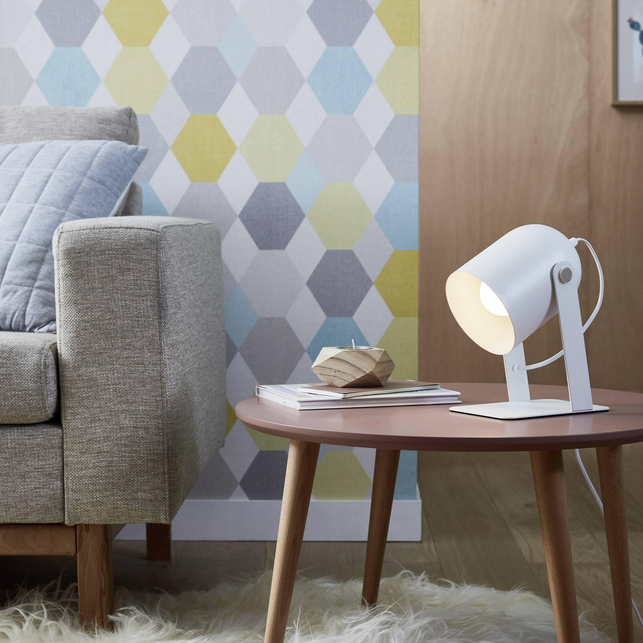 Brilliant Yan 98960/05 Tischlampe Weiß