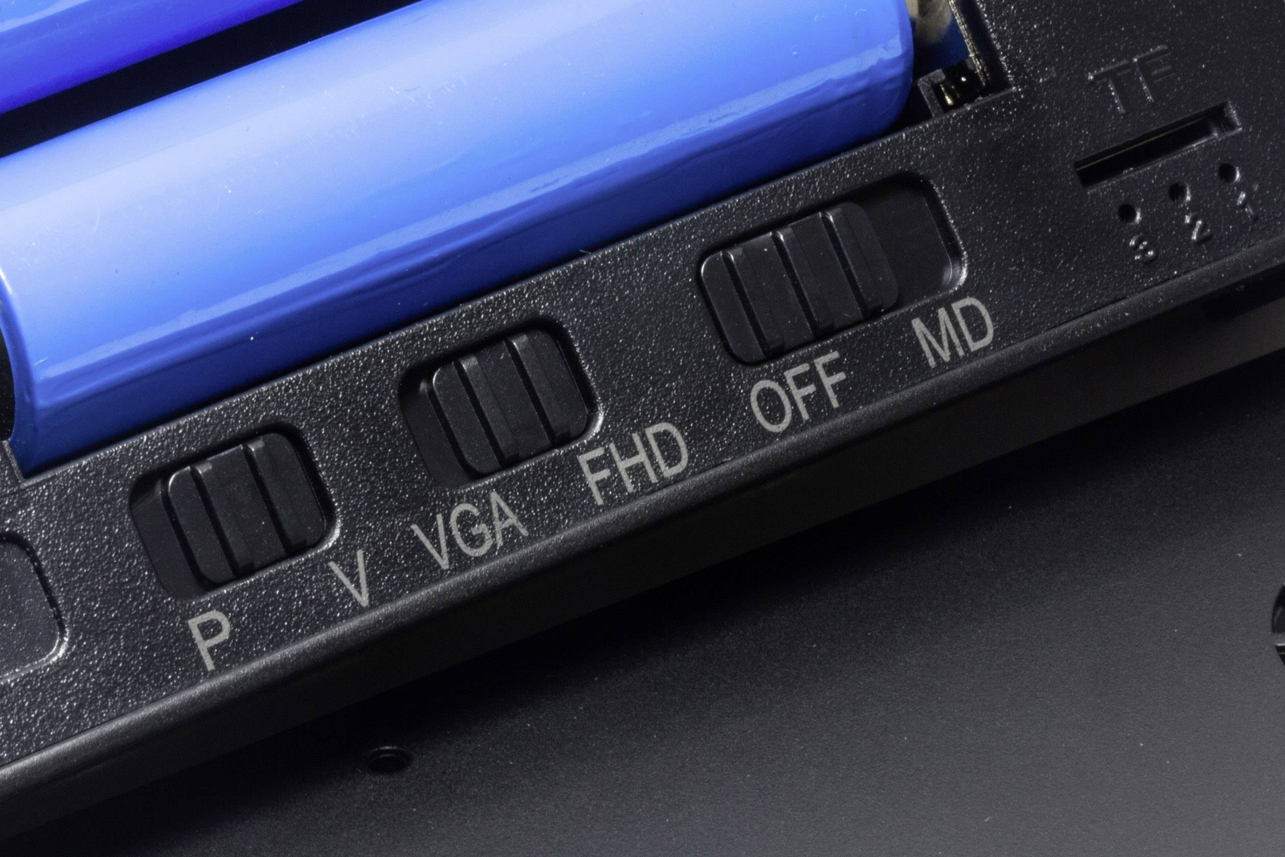 Technaxx 4800 Überwachungskamera in der Tischuhr 1920 x 1080 Pixel