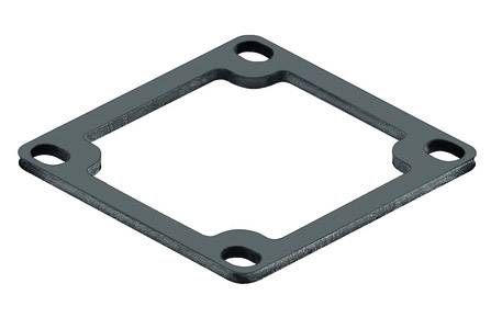 Ein quadratisches, graues Metallteil mit vier Löchern an den Ecken, vermutlich zur Befestigung in mechanischen oder elektronischen Geräten.