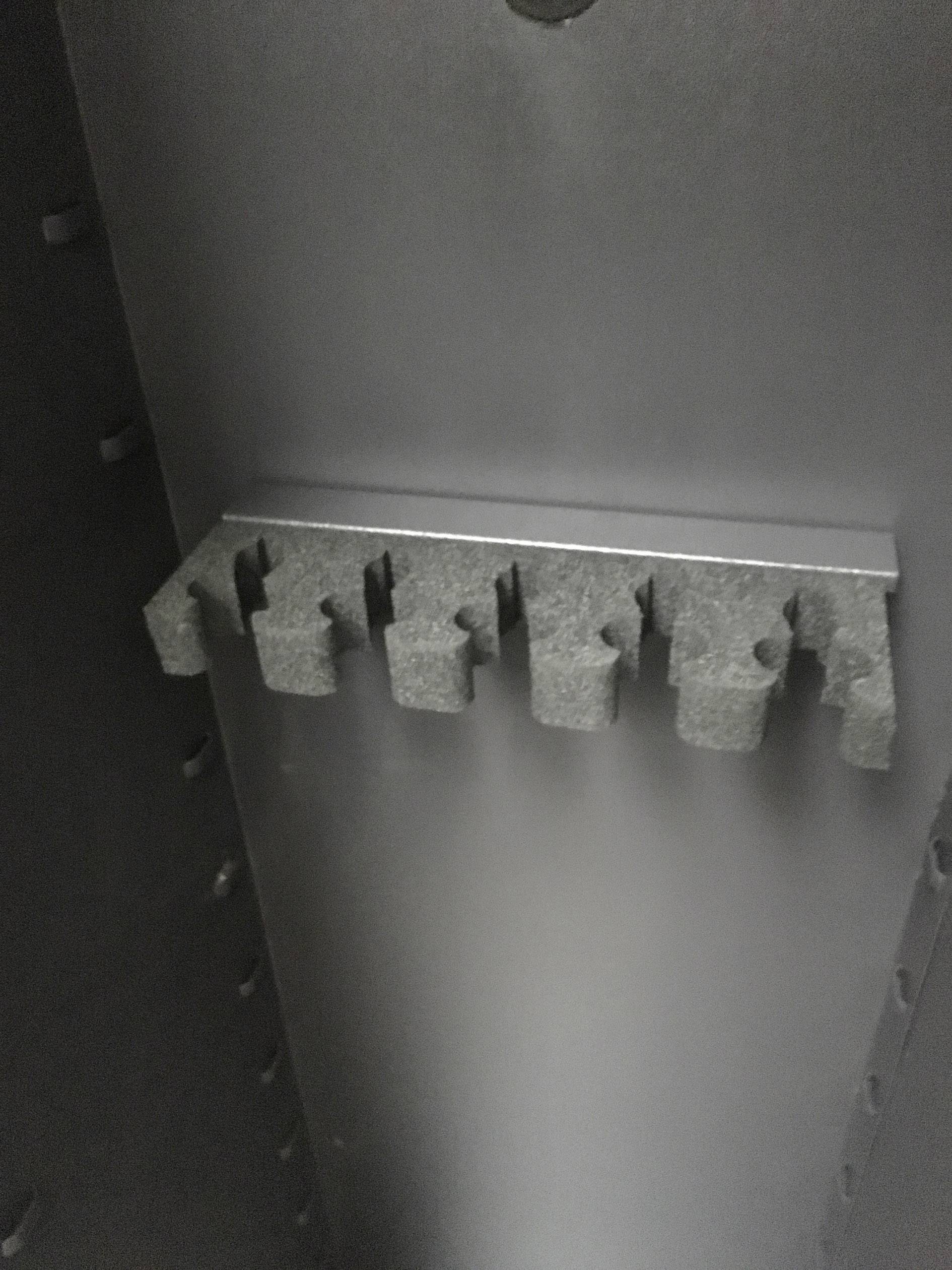 Phoenix RIGEL GS8024K Langwaffenschrank abschließbares Munitionsfach, mit Trennwand Doppelbartschlüsselschloss