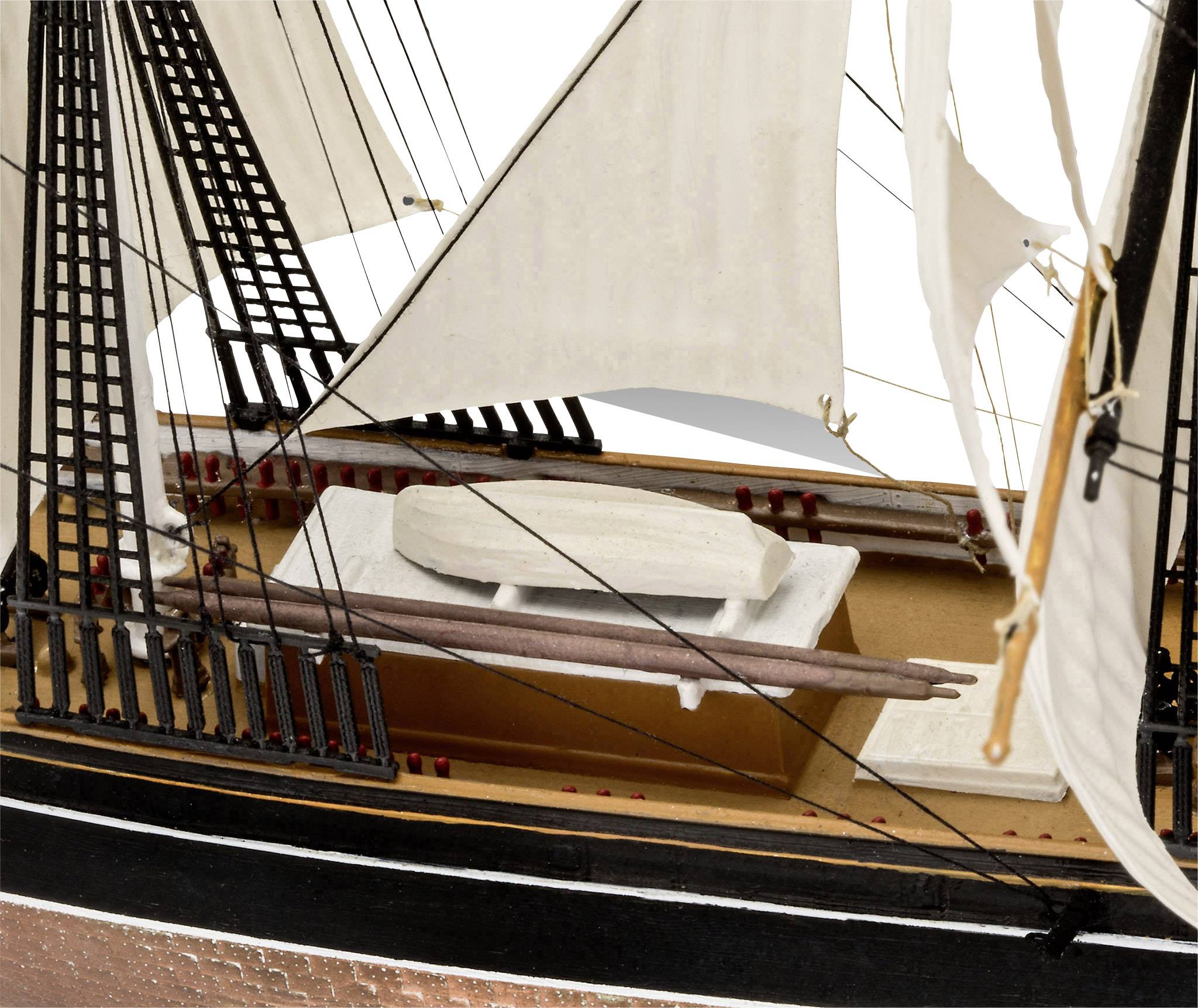 Revell 05430 Schiffsmodell Bausatz 1:220