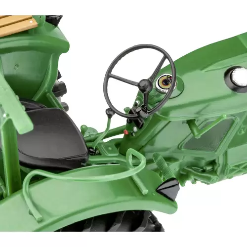 Revell 07821 Traktormodell Bausatz 1:24 Revell 07821 Traktormodell Bausatz 1:24