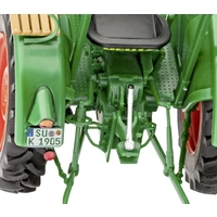 Revell 07821 Traktormodell Bausatz 1:24 Revell 07821 Traktormodell Bausatz 1:24