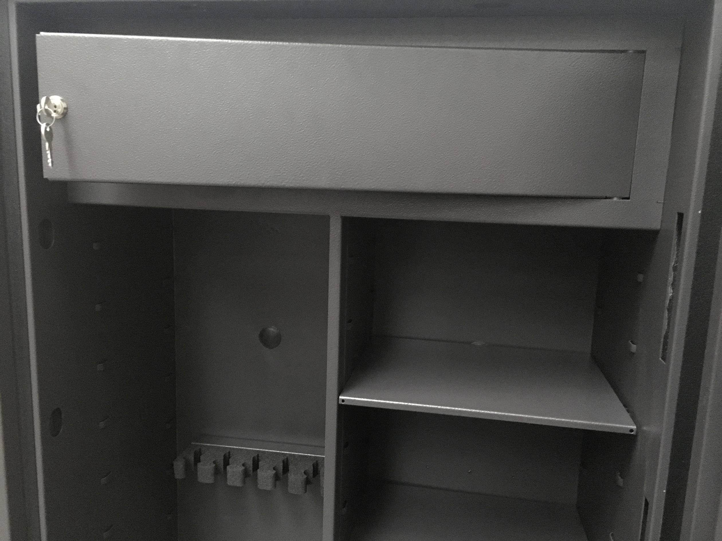 Phoenix RIGEL GS8024E Langwaffenschrank abschließbares Munitionsfach, mit Trennwand Hochsicherheitsschloss, elektronisch