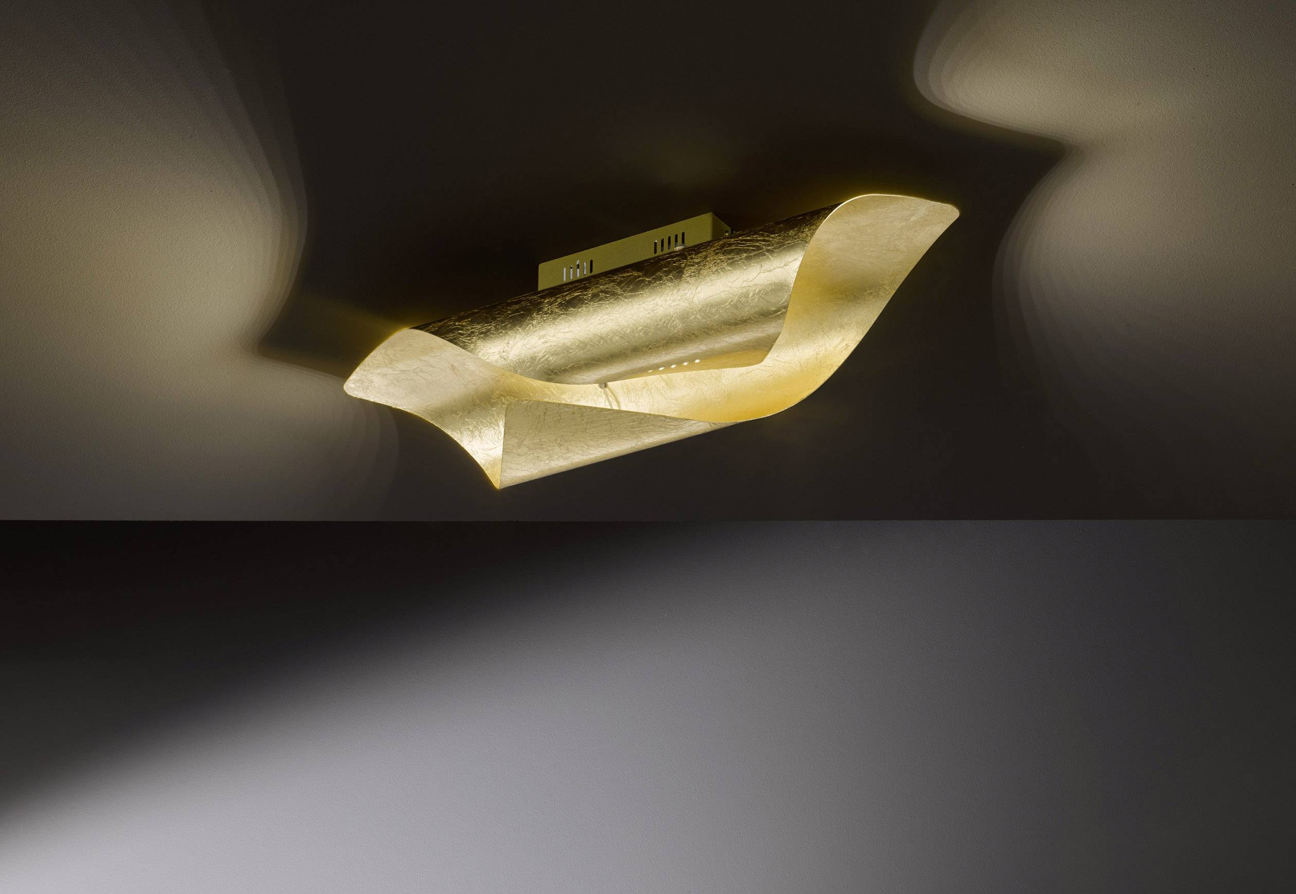 WOFI 9325.01.15.8000 Safira LED-Deckenleuchte    26 W Blattgold (glänzend)