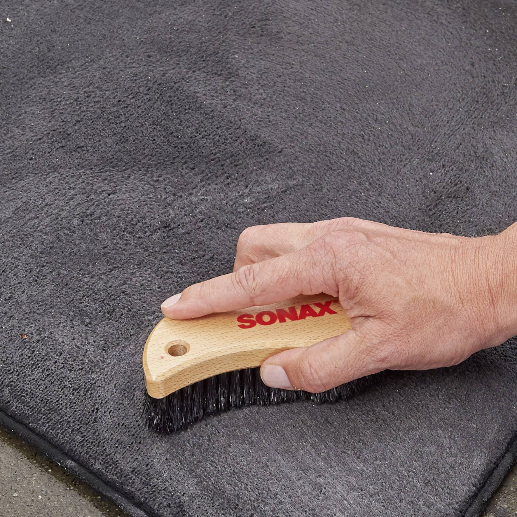 Sonax 221941 XTREME Cockpitpflege, Cockpitreiniger, Geruchsentferner, Innenraumreiniger 1St.