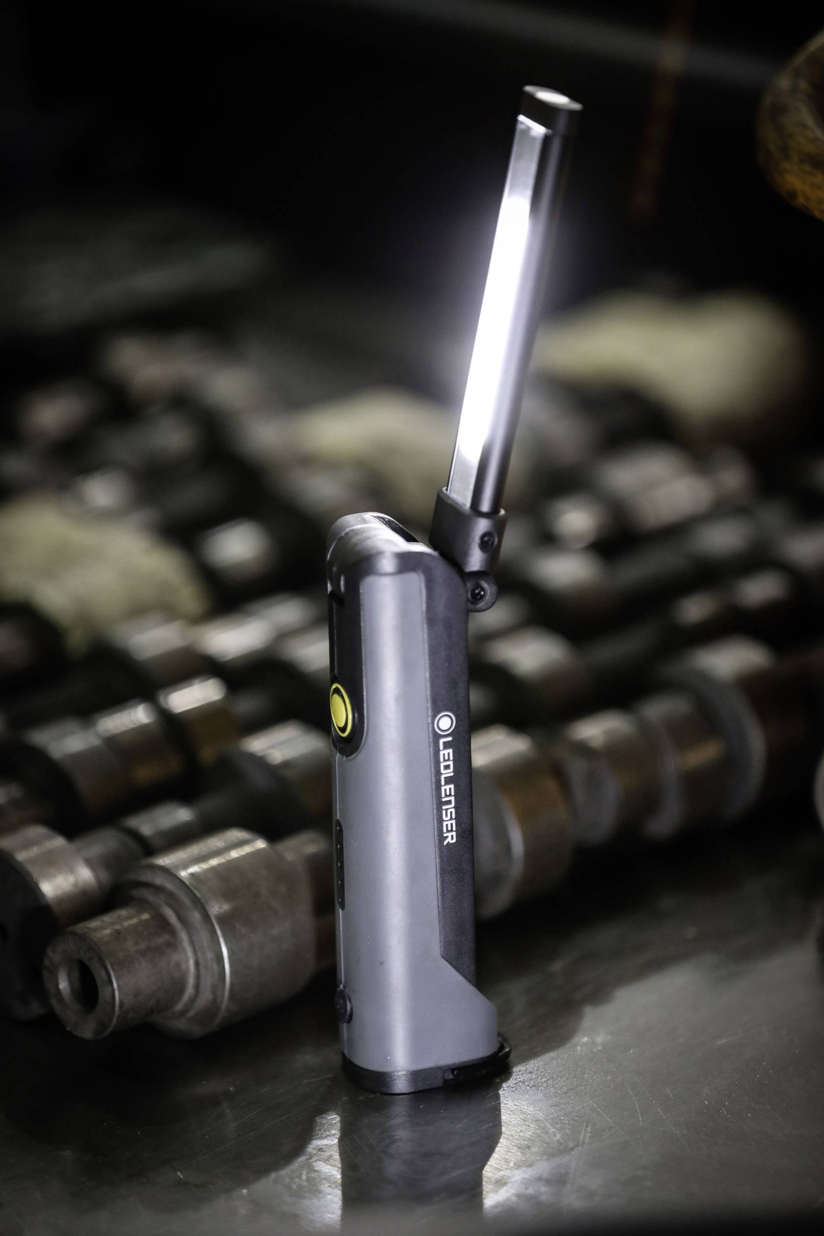 Ledlenser 502006 iW5R flex LED Arbeitsleuchte akkubetrieben 600 lm